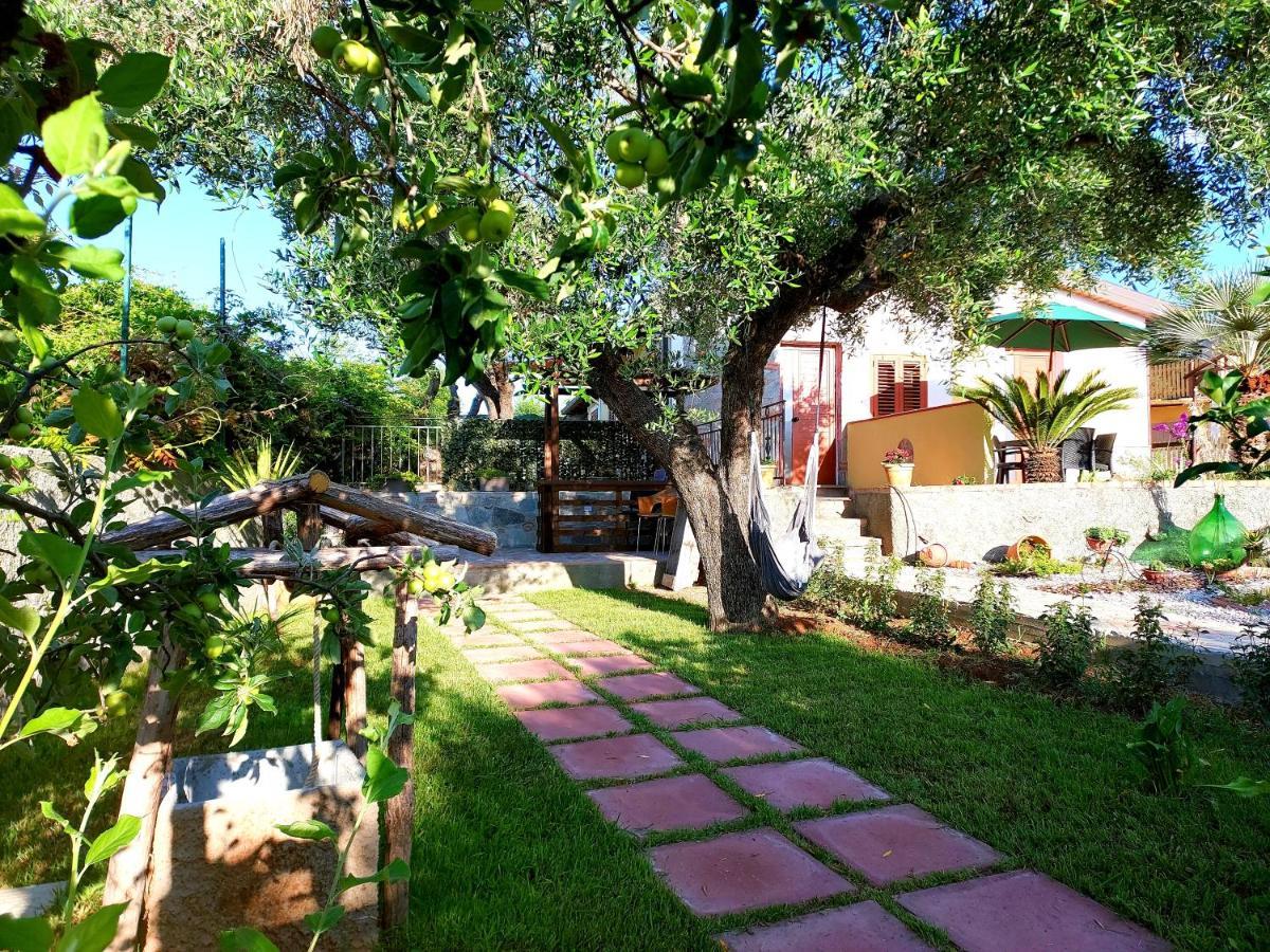 Parco Esmeralda - Family Residence E Breakfast Marina di Camerota Eksteriør bilde